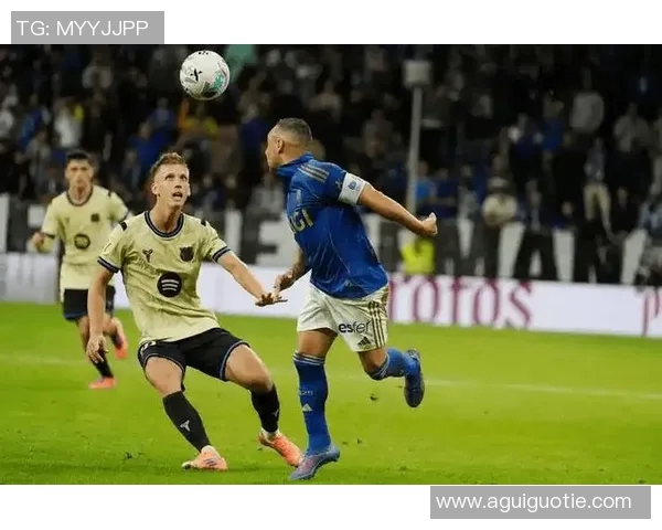 西甲激战埃瓦尔主场迎战巴伦西亚争夺宝贵积分